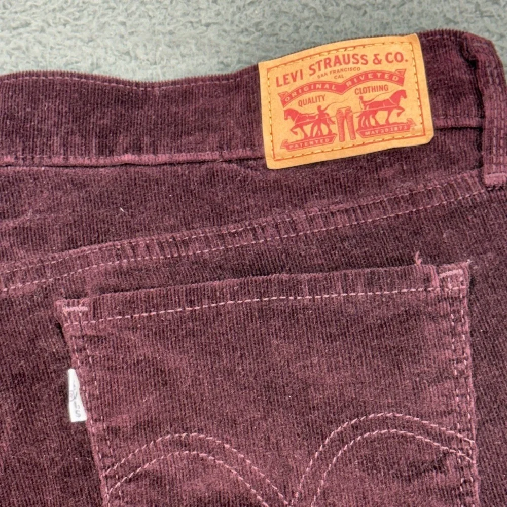 Levi's‎ 505 Straight Corduroy Pants Womens 30 Burgundy Maroon Stretch 15505-0187